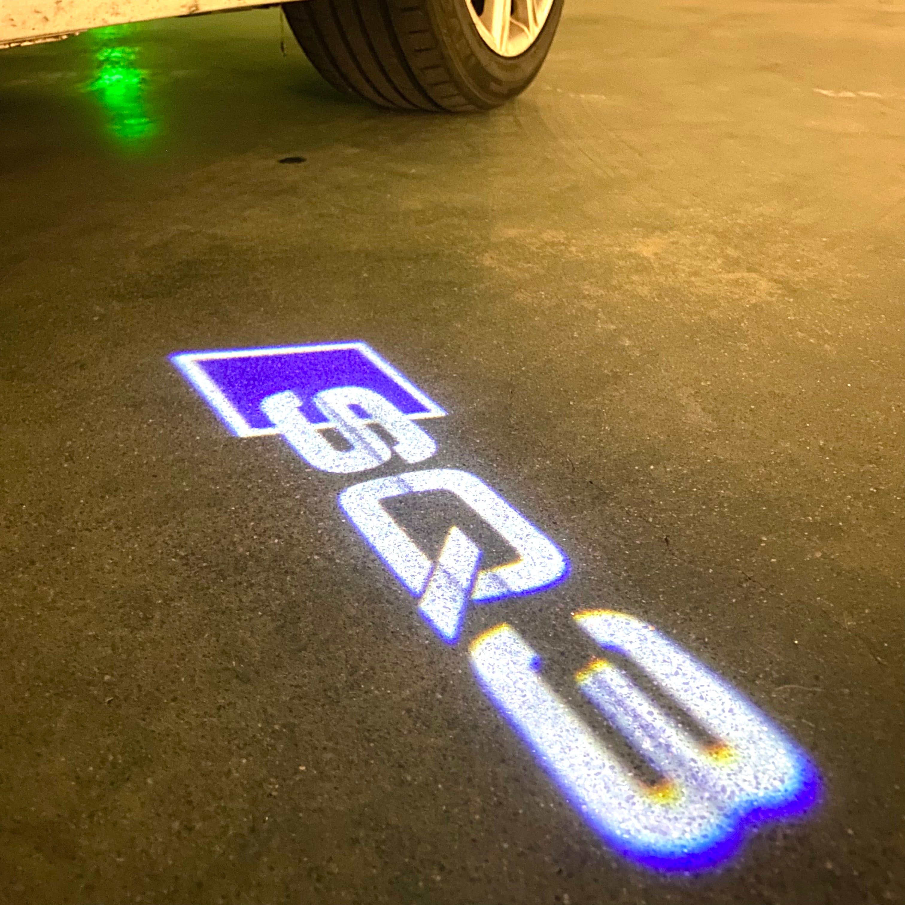 AUDI LOGO PROJECTOT LIGHTS Nr.120 (الكمية 1 = 2 Logo Films /2 أضواء الباب)
