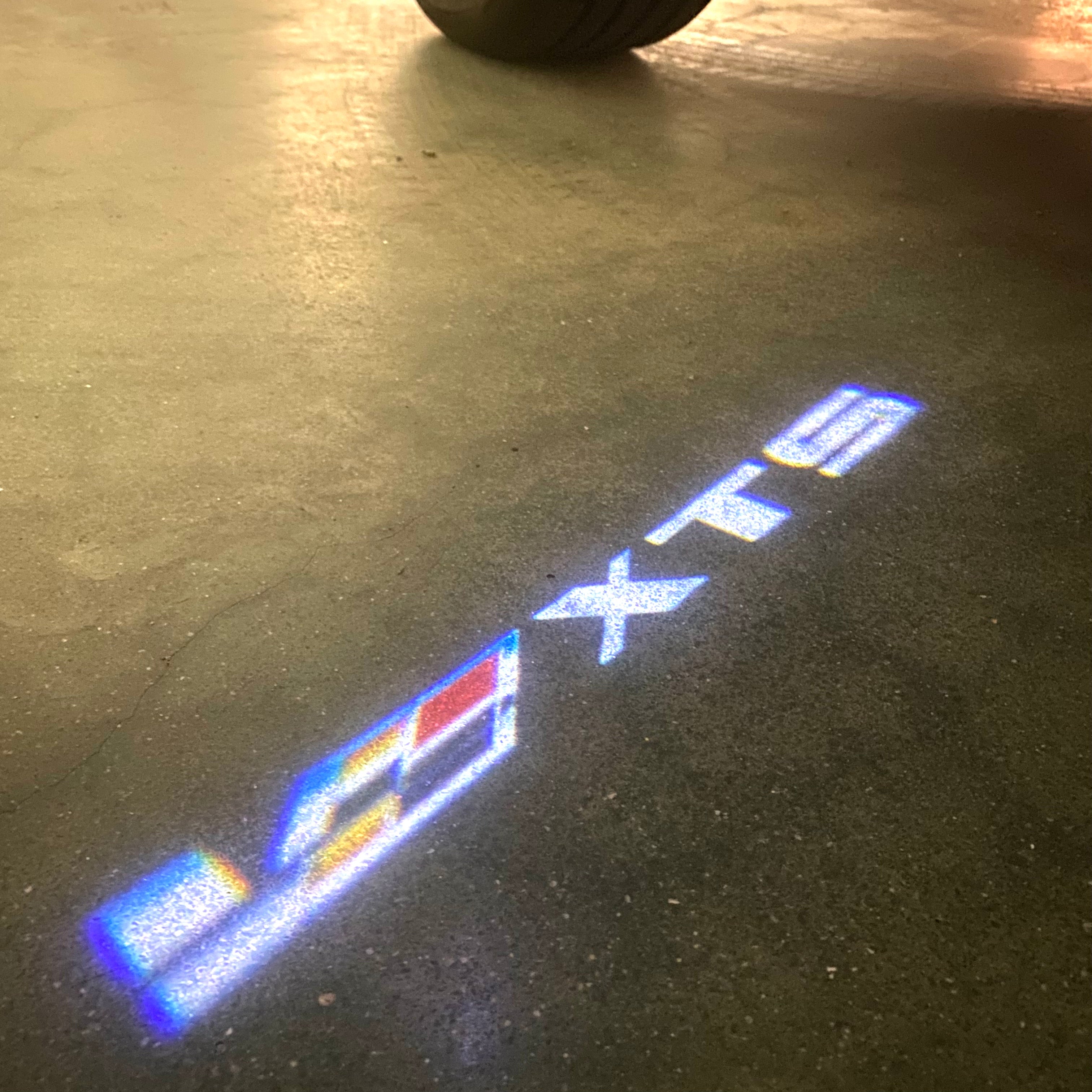 AUDI LOGO PROJECTOT LIGHTS Nr.19 (Menge 1 = 2 Logo Folien /2 Türleuchten)