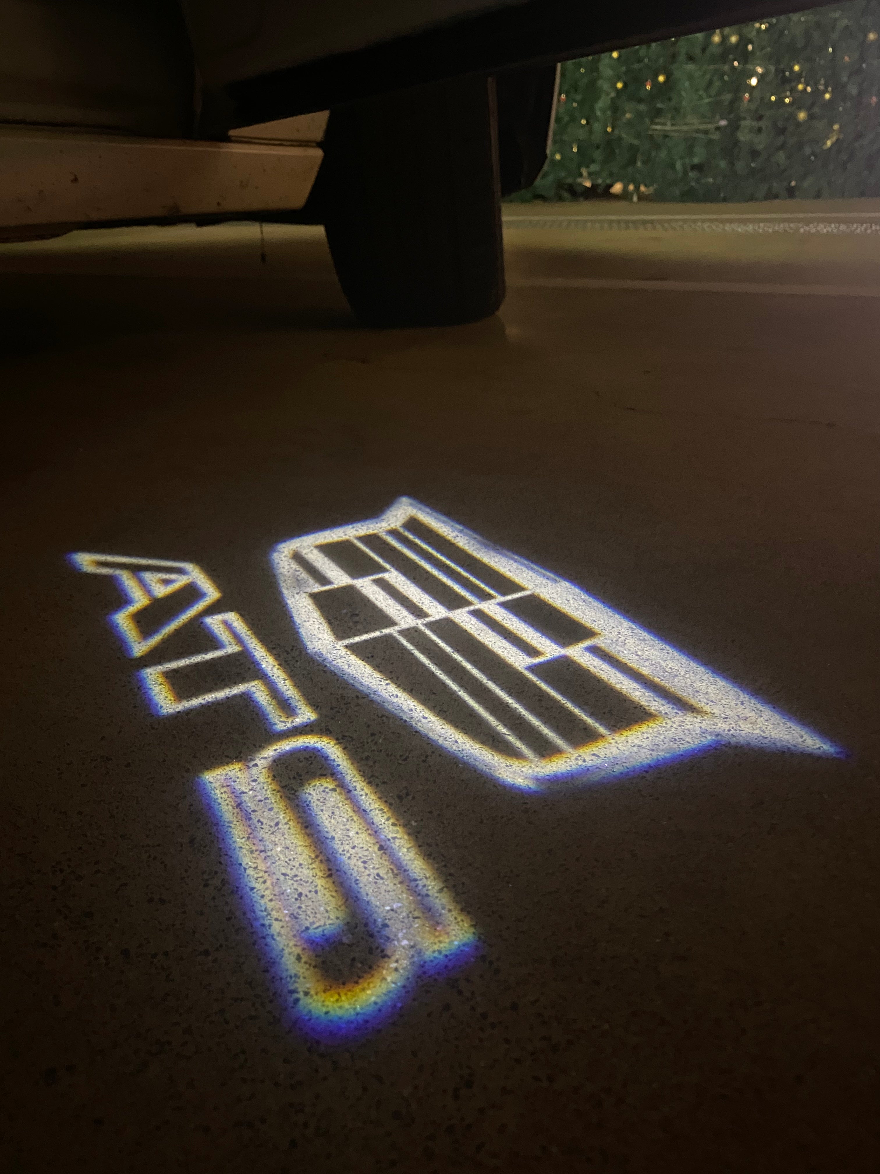 AUDI LOGO PROJECTOT LIGHTS Nr.19 (Menge 1 = 2 Logo Folien /2 Türleuchten)
