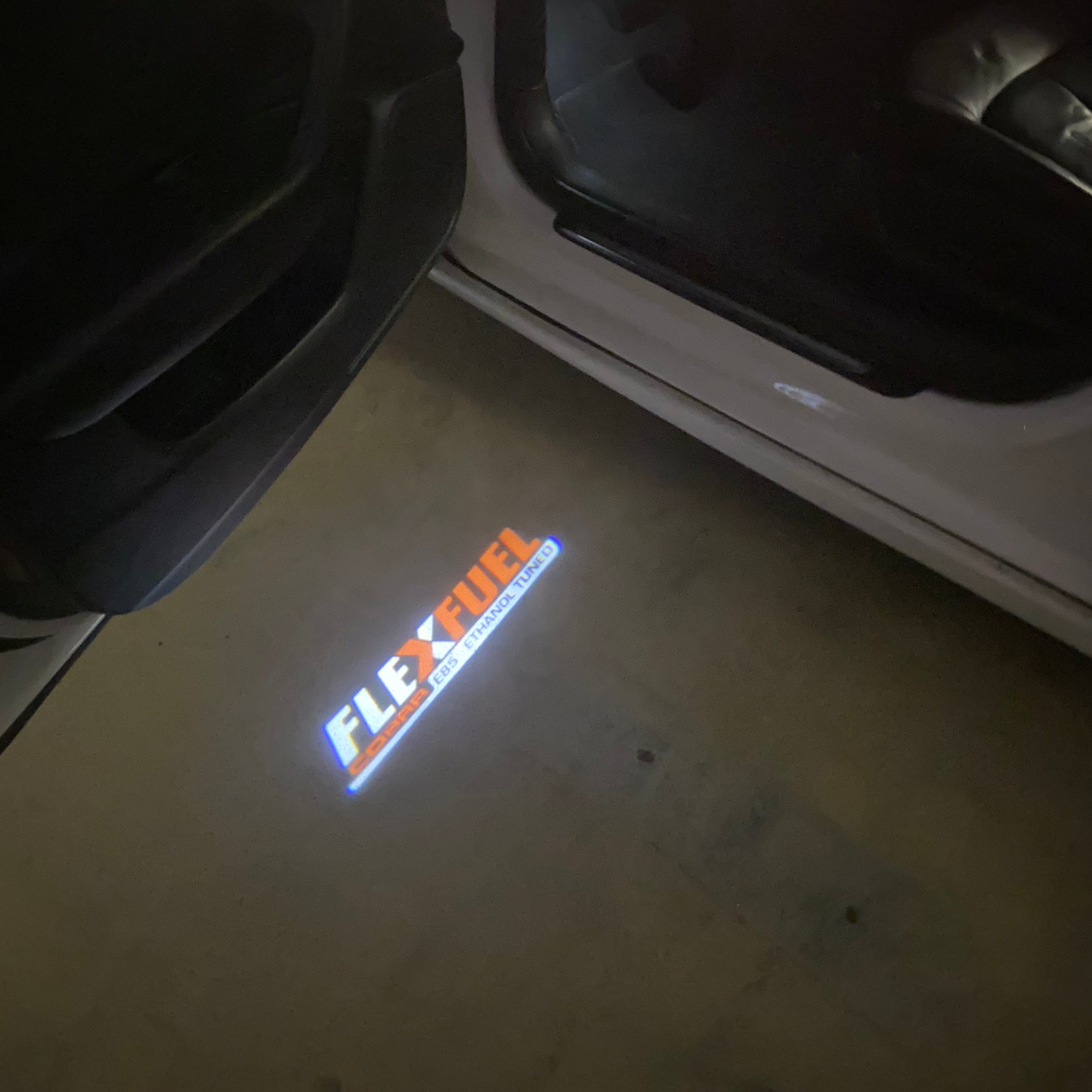 AUDI LOGO PROJECTOT LIGHTS Nr.19 (Menge 1 = 2 Logo Folien /2 Türleuchten)