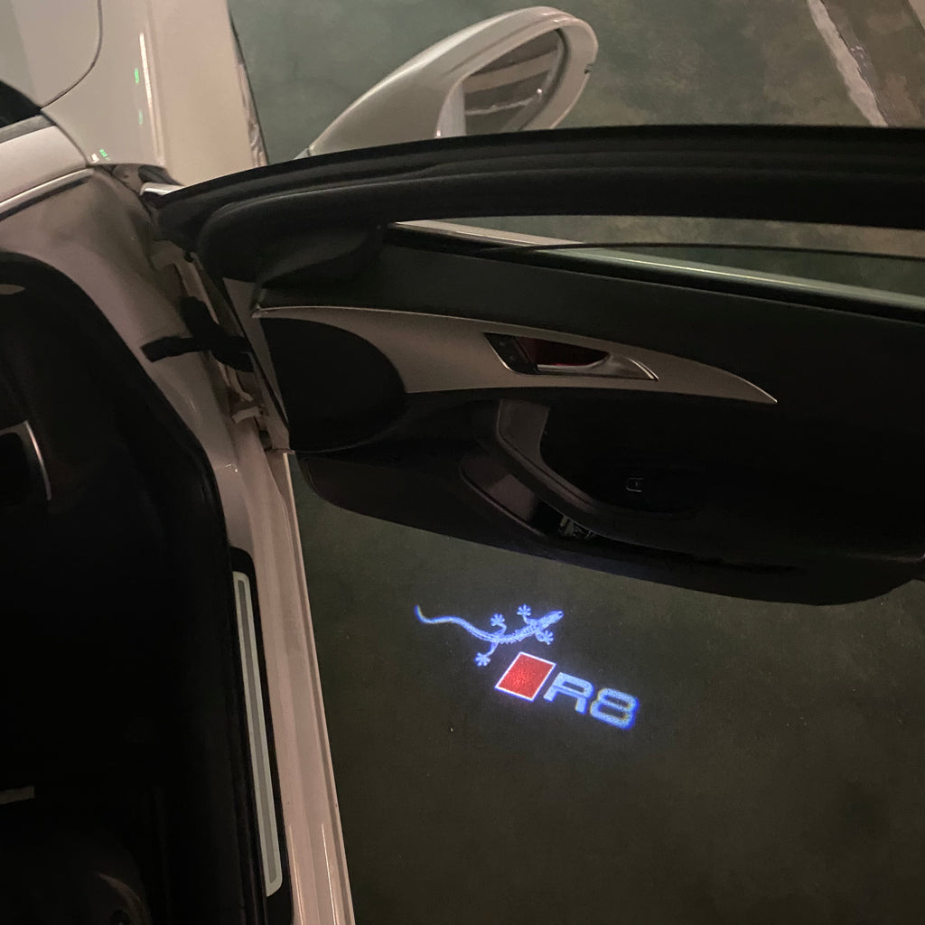 AUDI LOGO PROJECTOT LIGHTS Nr.120 (Menge 1 = 2 Logofolien /2 Türleuchten)