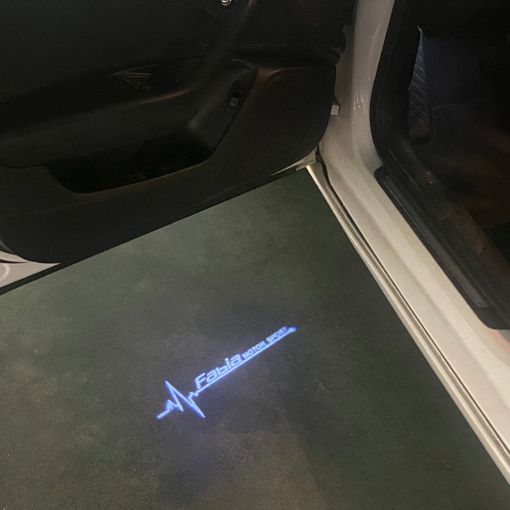 SKODA LOGO PROJECTOT LIGHTS Nr.81 (cantidad 1 = 1 juego/2 luces de puerta)
