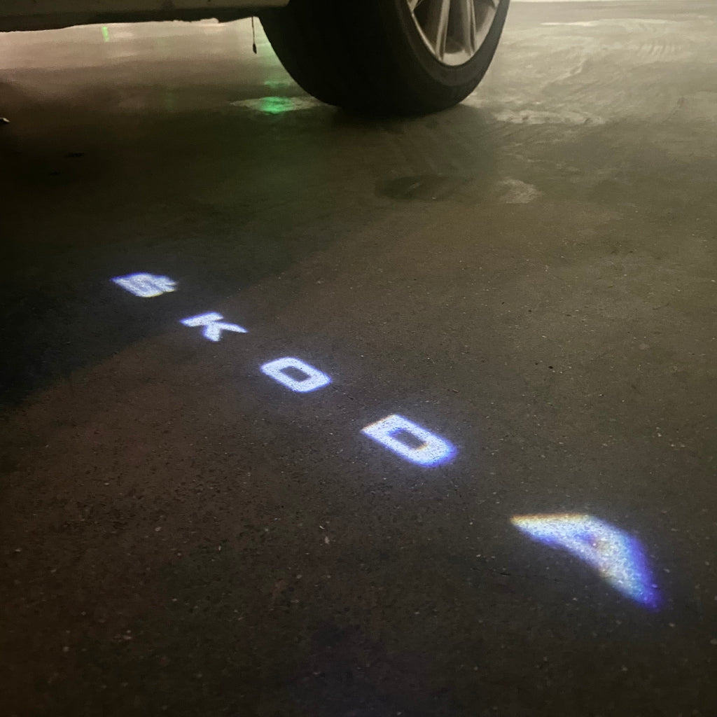 SKODA LOGO PROJEKTOT LIGHTS Nr.248 (Menge 1 = 2 Logo Films /2 Türlichter 652899;