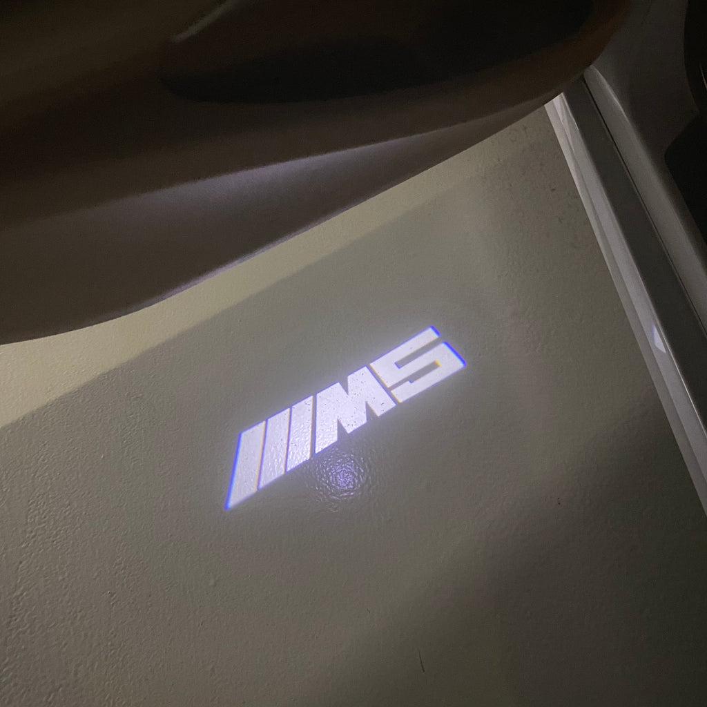 LUCES DE PROYECTOR DEL LOGOTIPO BMW M3 Nr.24 (cantidad 1 = 1 juegos / 2 luces de puerta)