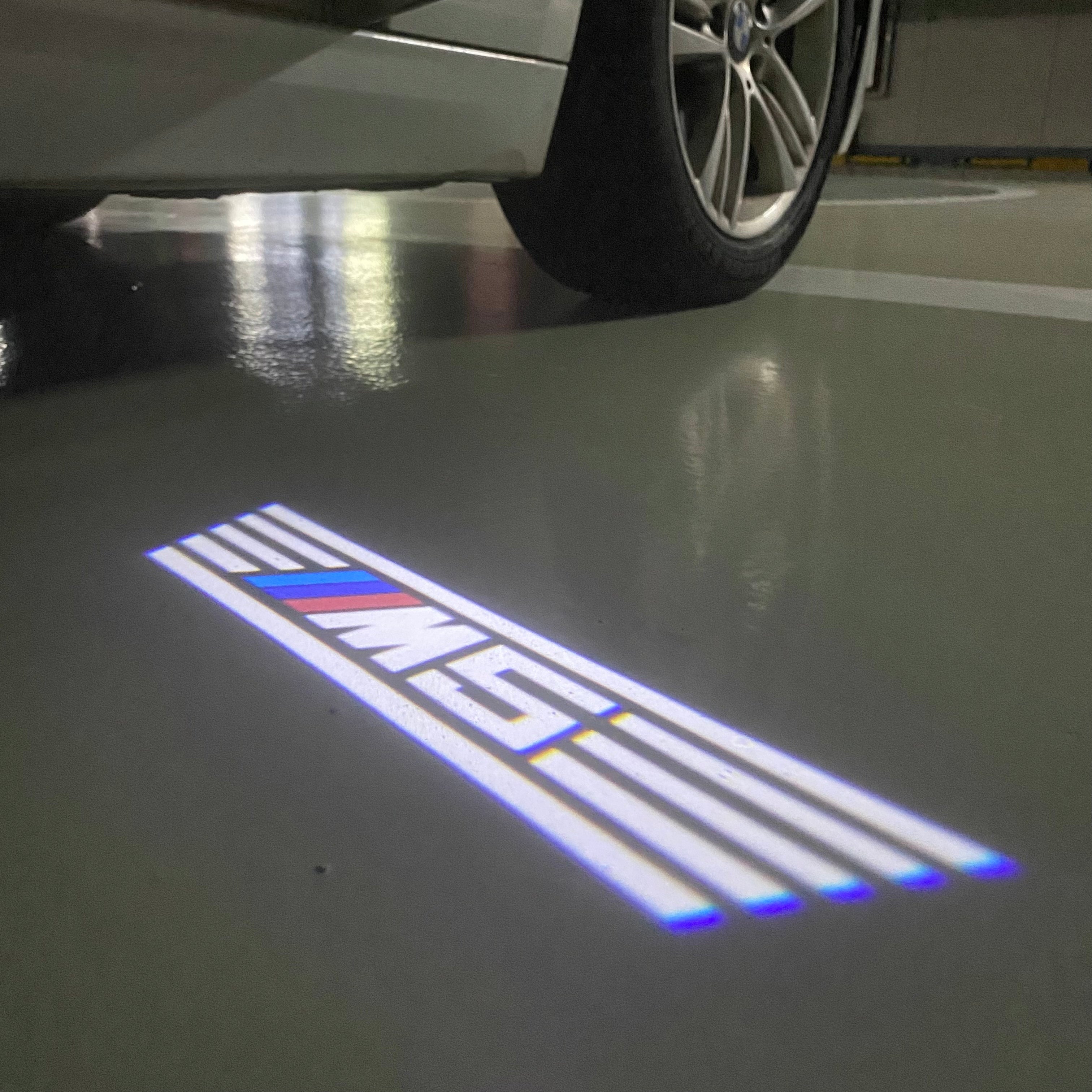 LUCES DE PROYECTOR DEL LOGOTIPO BMW M3 Nr.24 (cantidad 1 = 1 juegos / 2 luces de puerta)