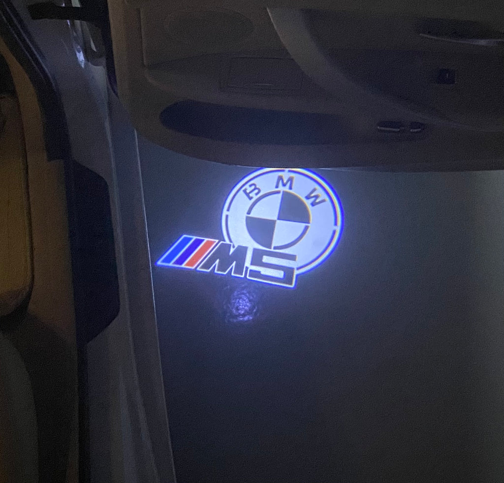 LUCES DE PROYECTOR DEL LOGOTIPO BMW M3 Nr.24 (cantidad 1 = 1 juegos / 2 luces de puerta)