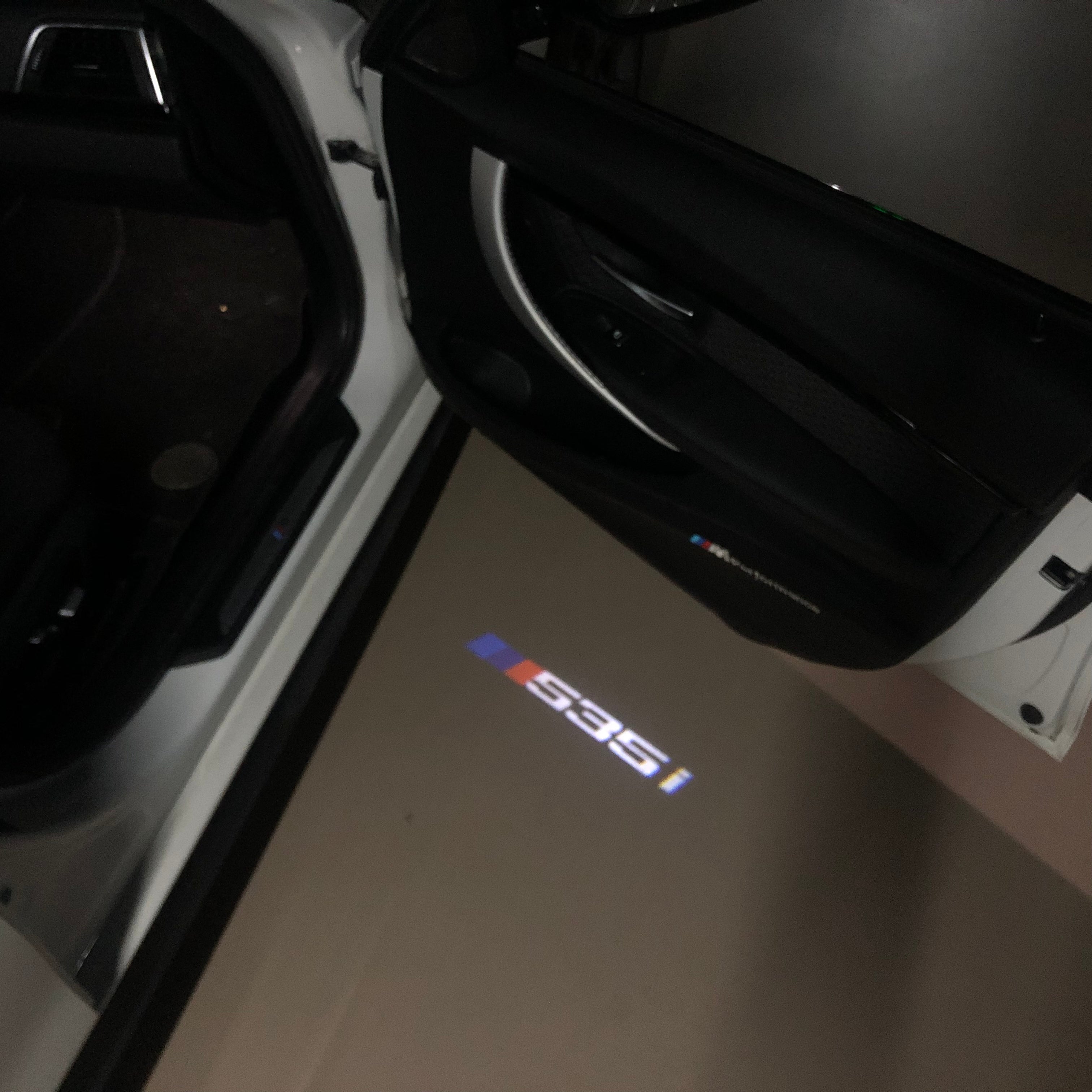LUCES DE PROYECTOR DEL LOGOTIPO BMW M3 Nr.24 (cantidad 1 = 1 juegos / 2 luces de puerta)