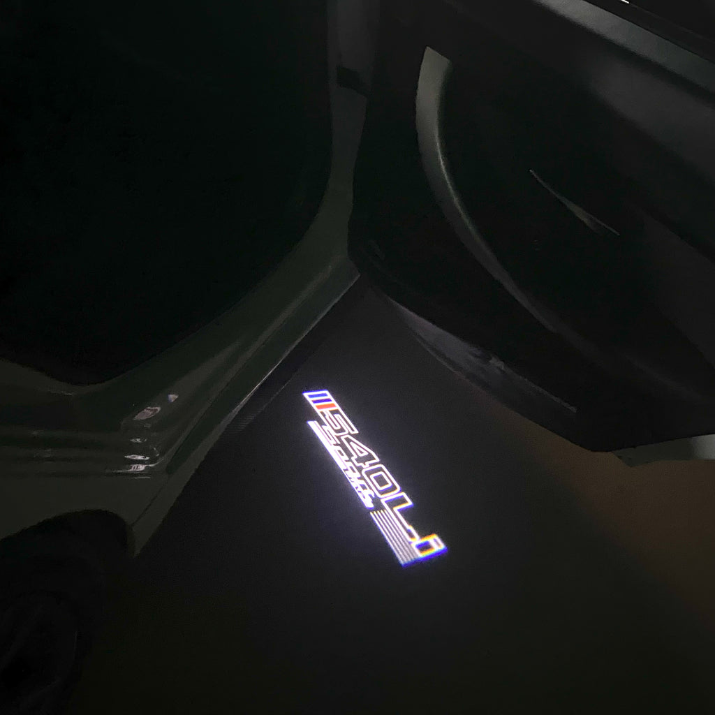 ÉCLAIRAGE DE PROJECTEUR BMW M3 LOGO Nr.24 (quantité 1 = 1 jeux / 2 feux de porte)