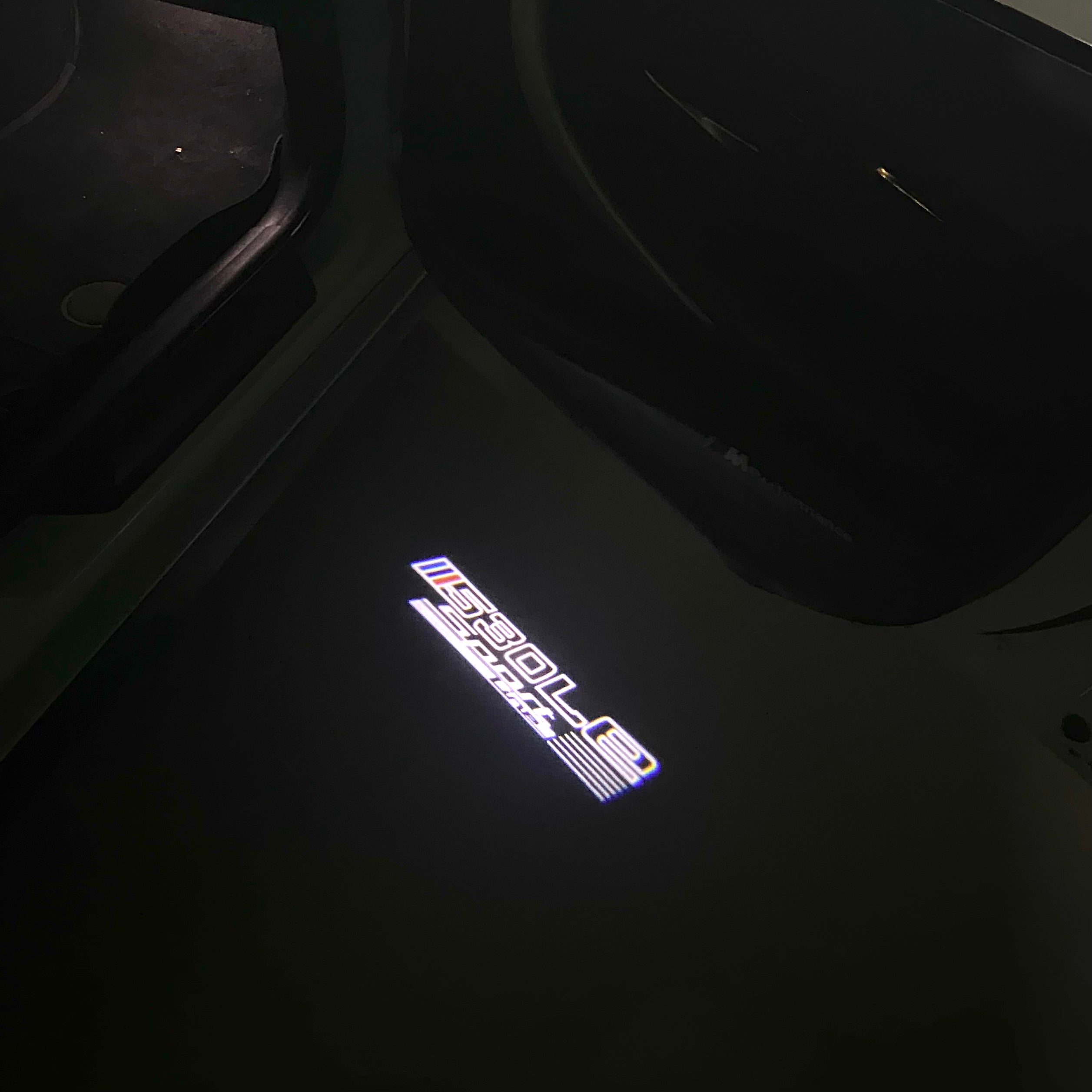 LUCES DE PROYECTOR DEL LOGOTIPO BMW M3 Nr.24 (cantidad 1 = 1 juegos / 2 luces de puerta)
