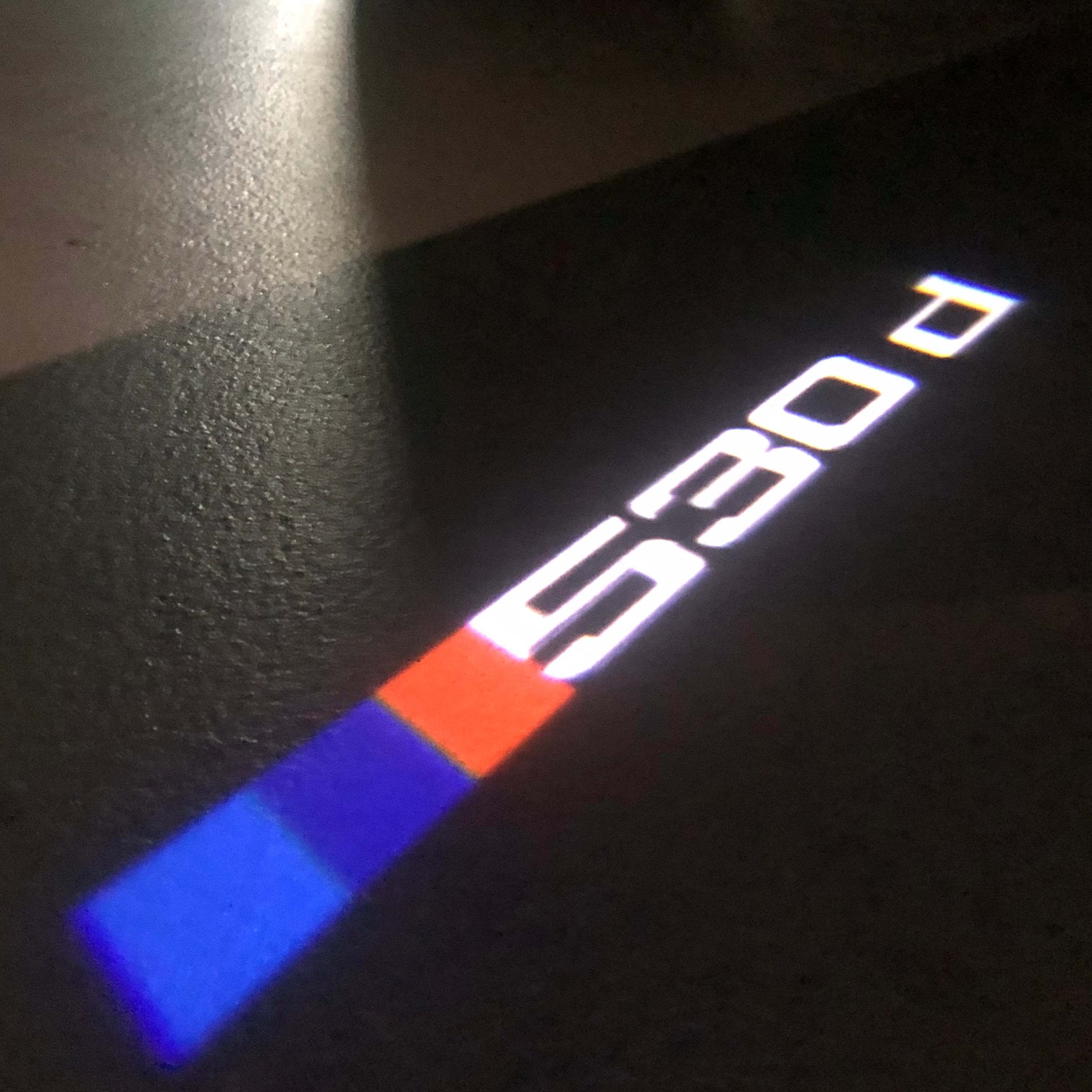 LUCES DE PROYECTOR DEL LOGOTIPO BMW M3 Nr.24 (cantidad 1 = 1 juegos / 2 luces de puerta)