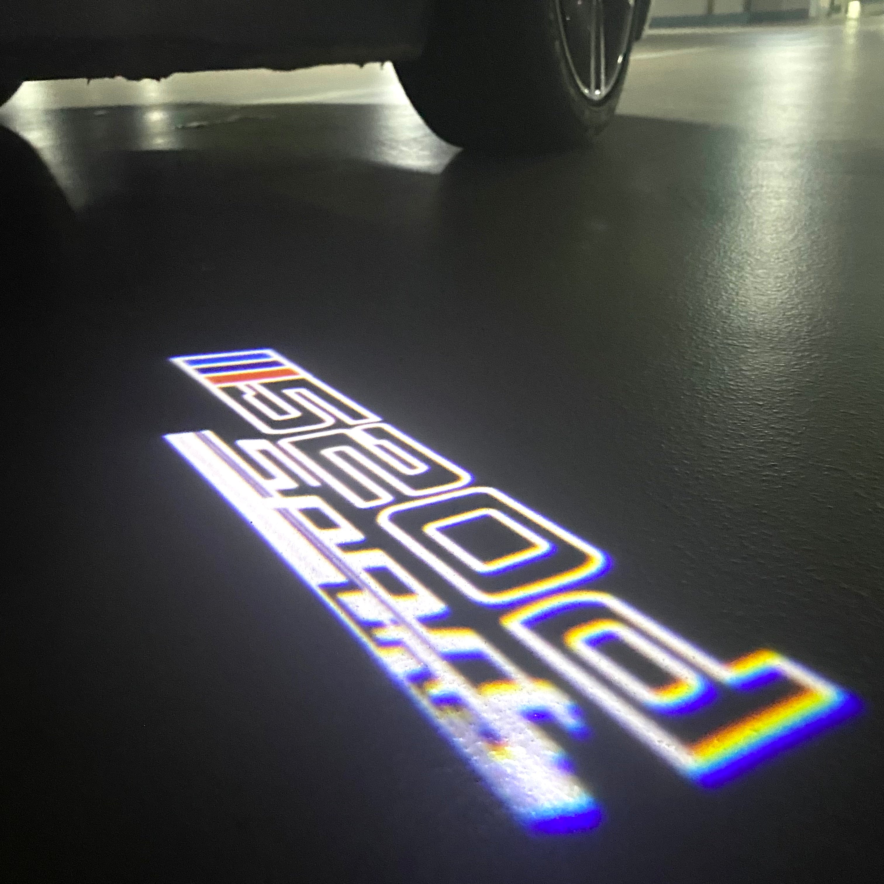 LUCES DE PROYECTOR DEL LOGOTIPO BMW M3 Nr.24 (cantidad 1 = 1 juegos / 2 luces de puerta)