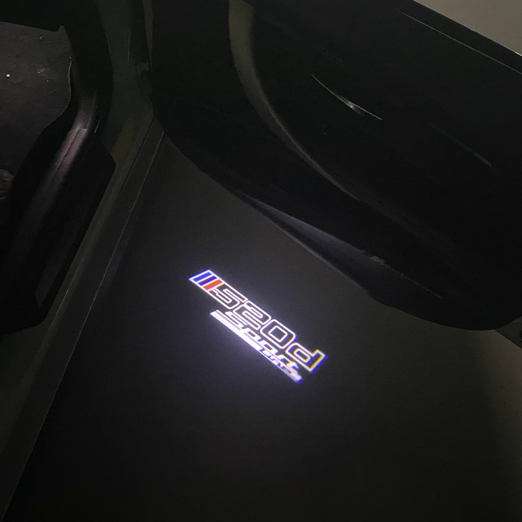 ÉCLAIRAGE DE PROJECTEUR BMW M3 LOGO Nr.24 (quantité 1 = 1 jeux / 2 feux de porte)