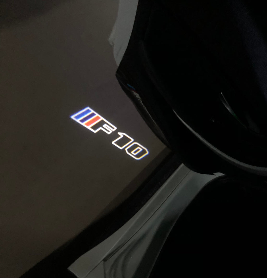 LUCES DE PROYECTOR DEL LOGOTIPO BMW M3 Nr.24 (cantidad 1 = 1 juegos / 2 luces de puerta)