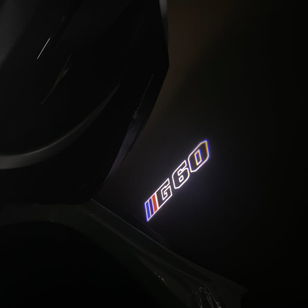 ÉCLAIRAGE DE PROJECTEUR BMW M3 LOGO Nr.24 (quantité 1 = 1 jeux / 2 feux de porte)