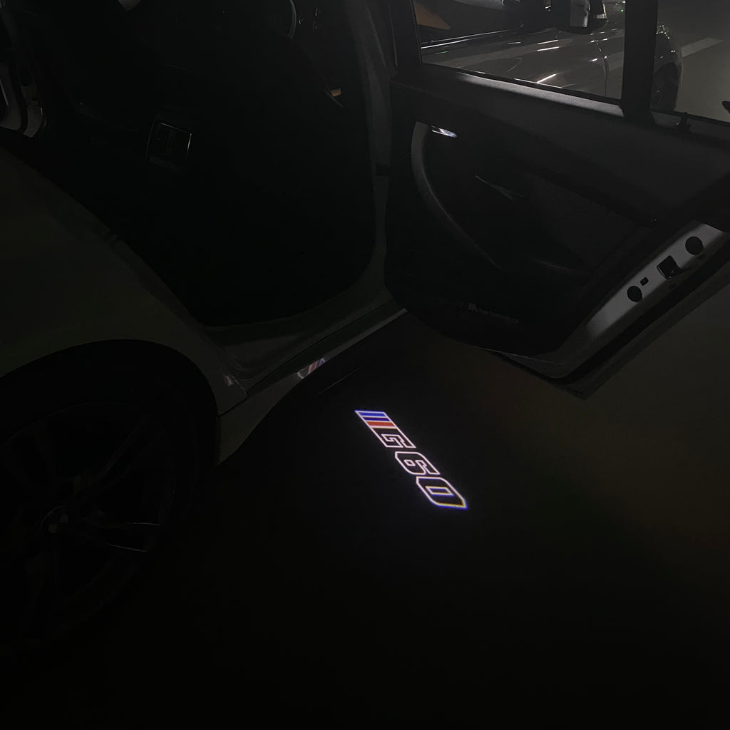 ÉCLAIRAGE DE PROJECTEUR BMW M3 LOGO Nr.24 (quantité 1 = 1 jeux / 2 feux de porte)