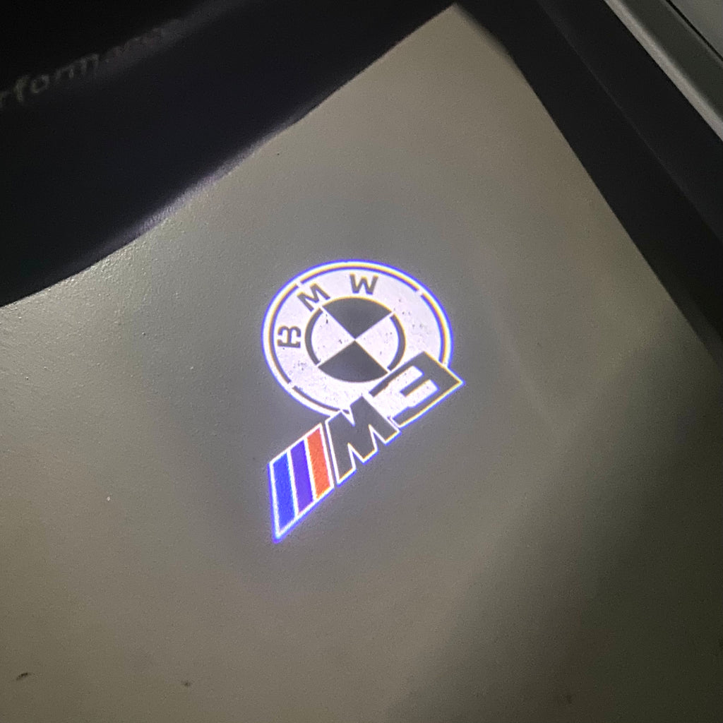 LUCES DE PROYECTOR DEL LOGOTIPO BMW M3 Nr.24 (cantidad 1 = 1 juegos / 2 luces de puerta)