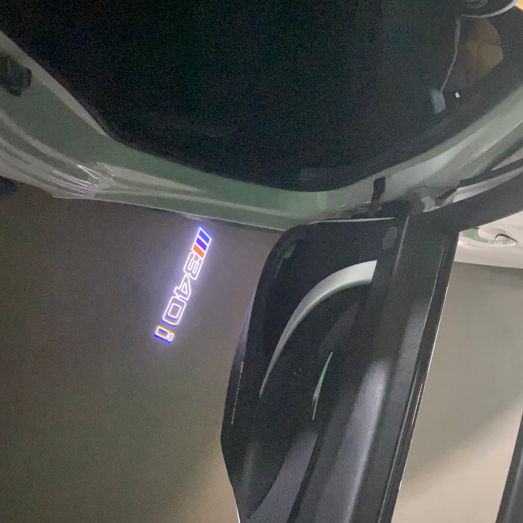ÉCLAIRAGE DE PROJECTEUR BMW M3 LOGO Nr.24 (quantité 1 = 1 jeux / 2 feux de porte)
