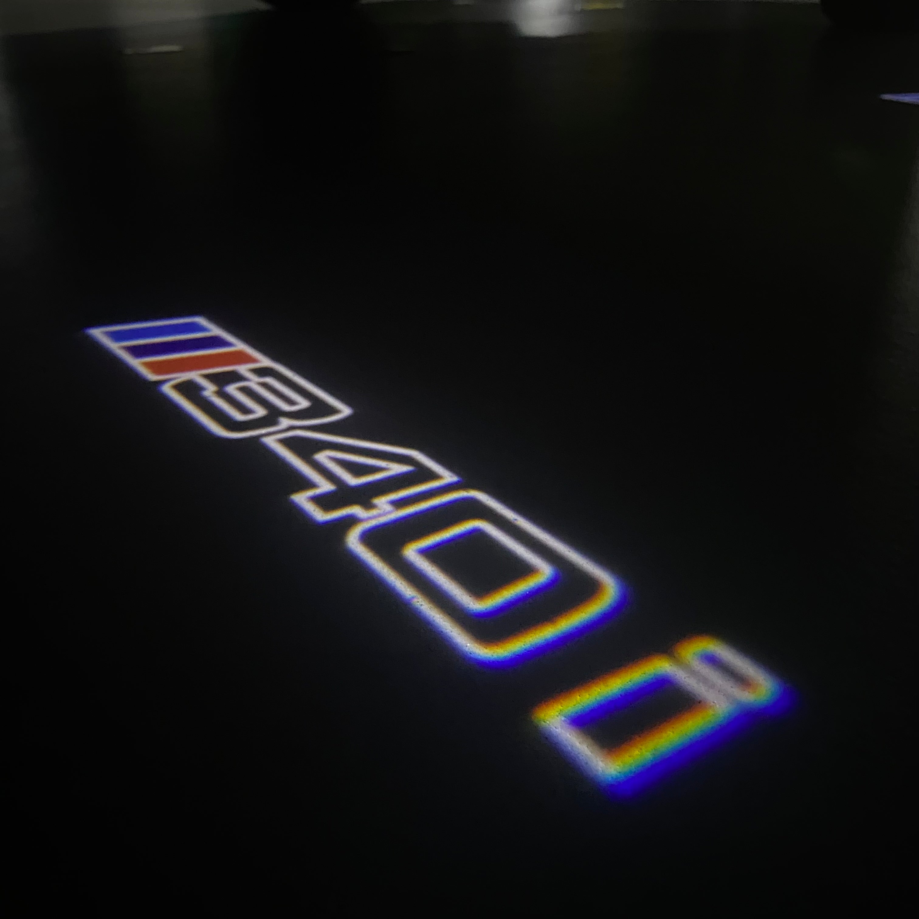 ÉCLAIRAGE DE PROJECTEUR BMW M3 LOGO Nr.24 (quantité 1 = 1 jeux / 2 feux de porte)