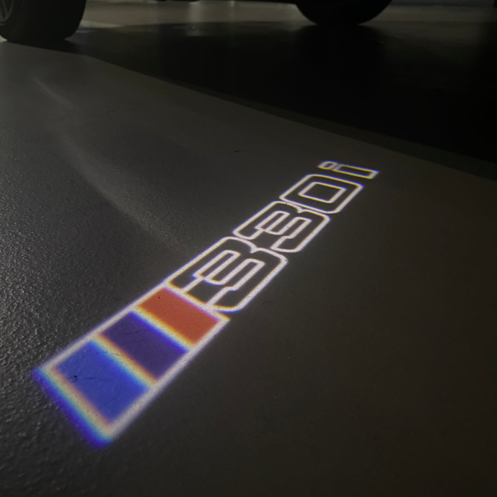 ÉCLAIRAGE DE PROJECTEUR BMW M3 LOGO Nr.24 (quantité 1 = 1 jeux / 2 feux de porte)
