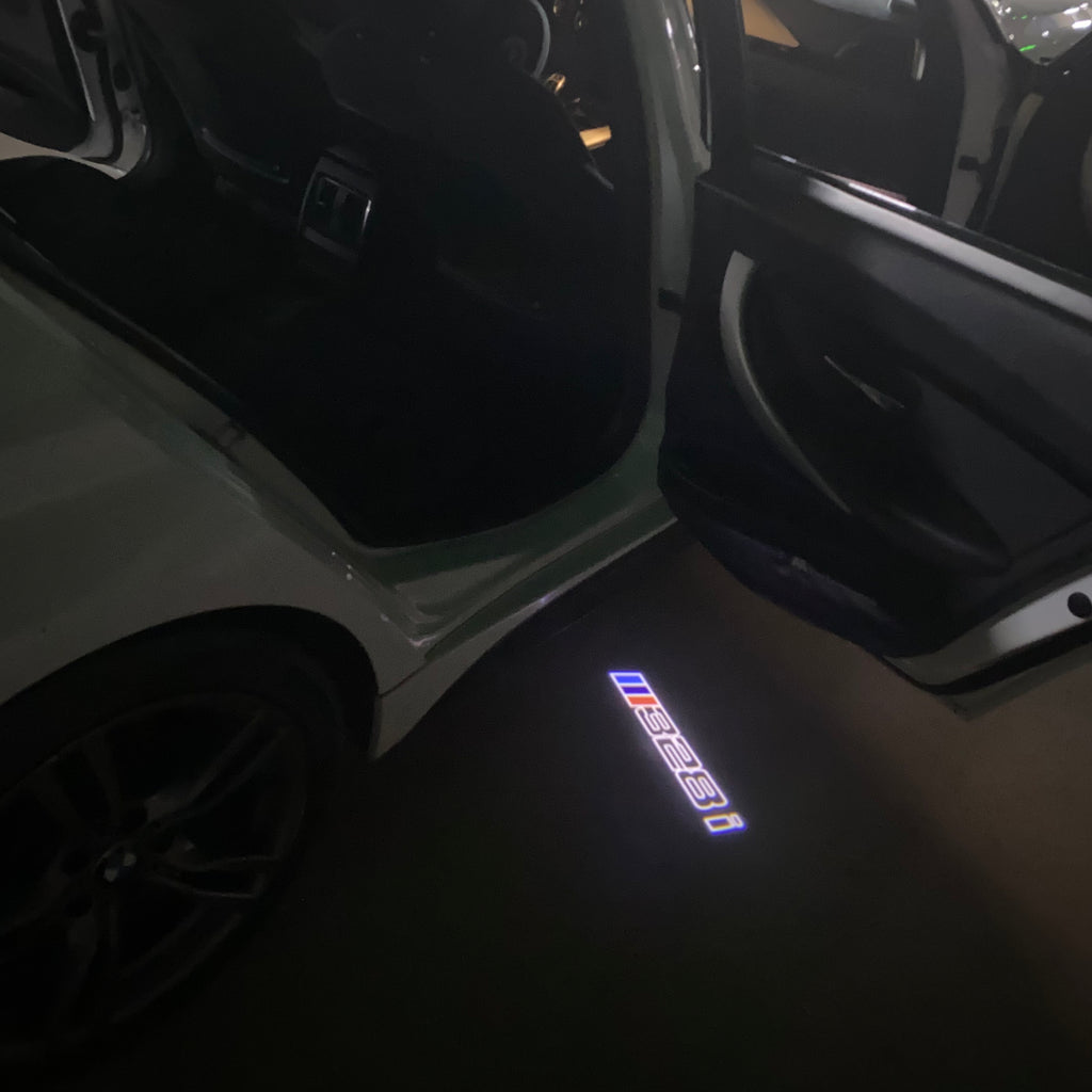 LUCES DE PROYECTOR DEL LOGOTIPO BMW M3 Nr.24 (cantidad 1 = 1 juegos / 2 luces de puerta)