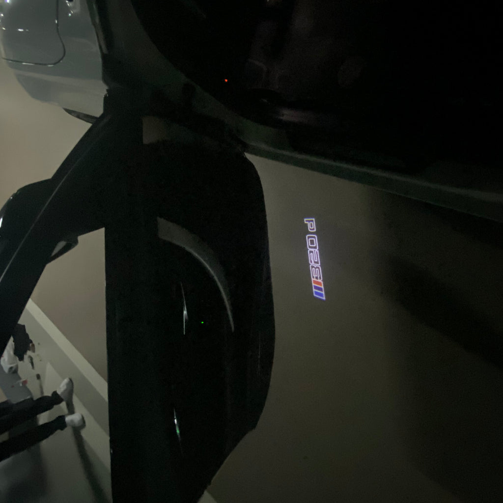 ÉCLAIRAGE DE PROJECTEUR BMW M3 LOGO Nr.24 (quantité 1 = 1 jeux / 2 feux de porte)
