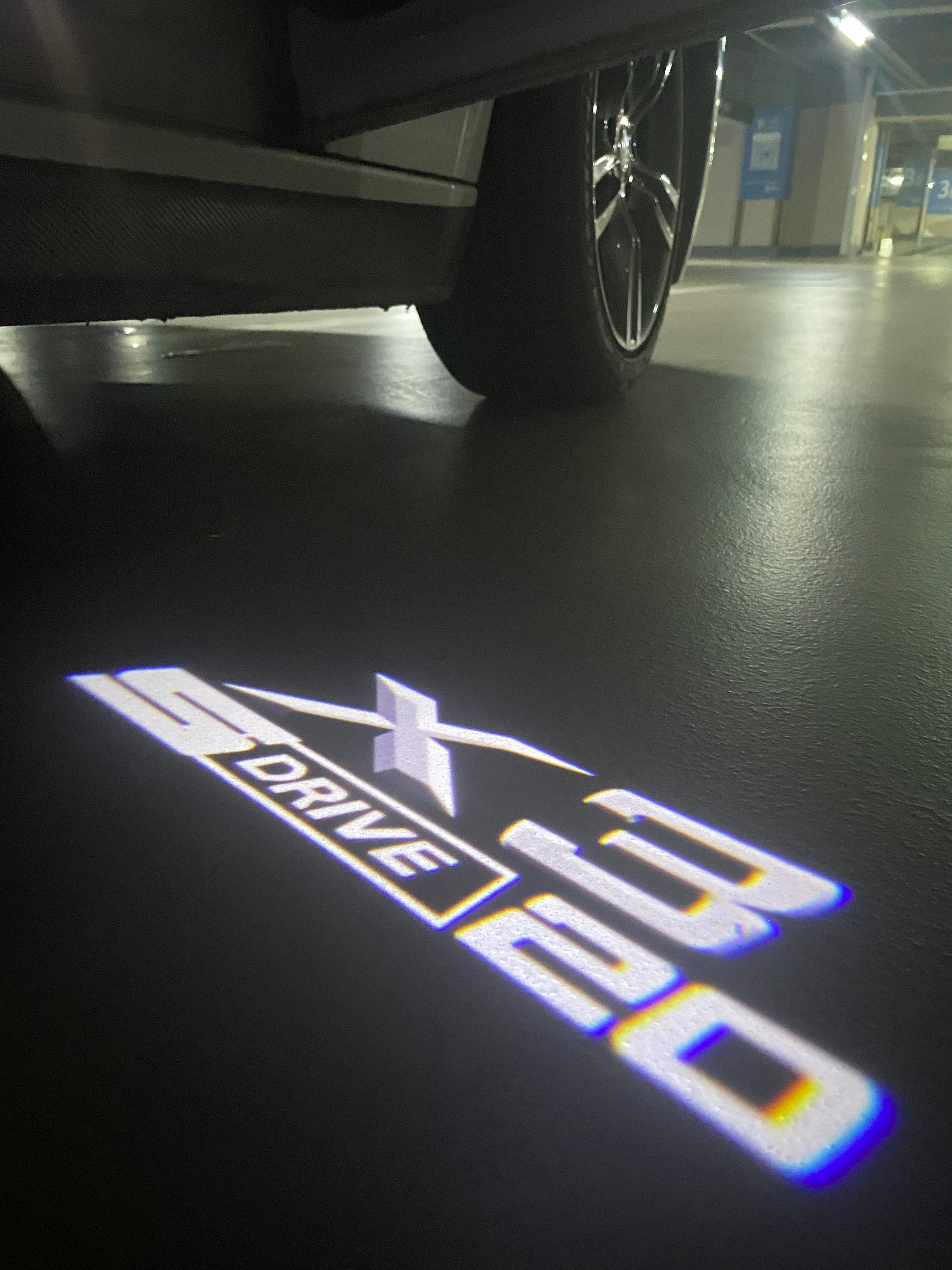 LUCES DE PROYECTOR DEL LOGOTIPO BMW M3 Nr.24 (cantidad 1 = 1 juegos / 2 luces de puerta)