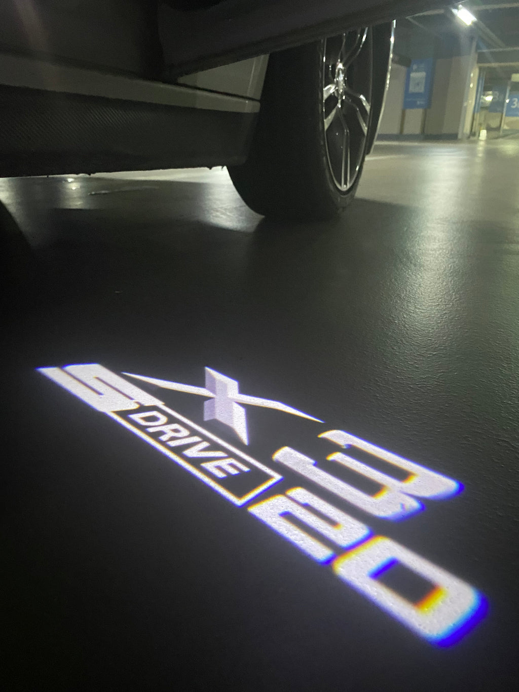 ÉCLAIRAGE DE PROJECTEUR BMW M3 LOGO Nr.24 (quantité 1 = 1 jeux / 2 feux de porte)