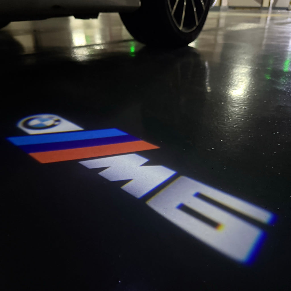 ÉCLAIRAGE DE PROJECTEUR BMW M3 LOGO Nr.24 (quantité 1 = 1 jeux / 2 feux de porte)