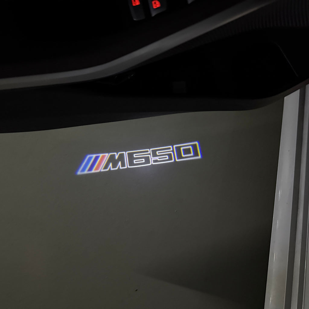 LUCES DE PROYECTOR DEL LOGOTIPO BMW M3 Nr.24 (cantidad 1 = 1 juegos / 2 luces de puerta)
