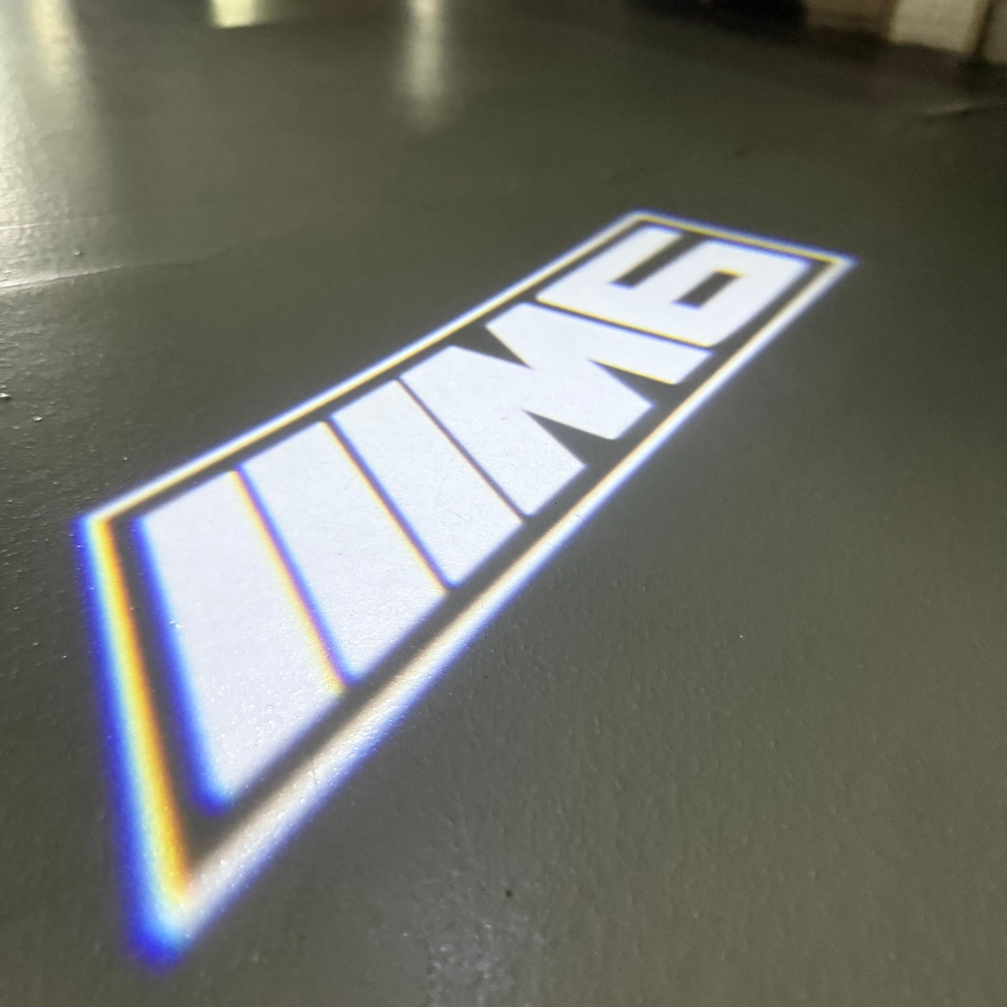 LUCES DE PROYECTOR DEL LOGOTIPO BMW M3 Nr.24 (cantidad 1 = 1 juegos / 2 luces de puerta)