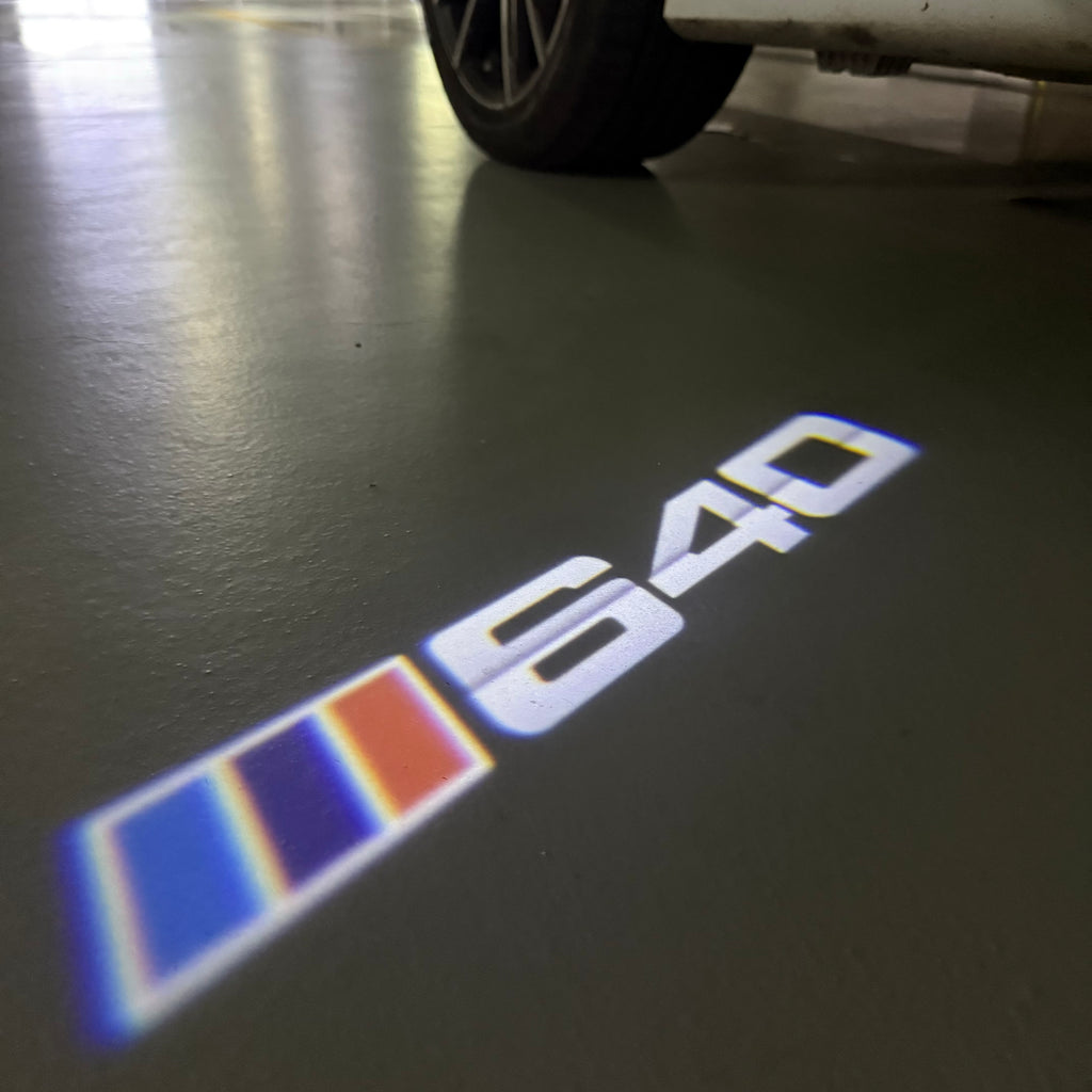 ÉCLAIRAGE DE PROJECTEUR BMW M3 LOGO Nr.24 (quantité 1 = 1 jeux / 2 feux de porte)