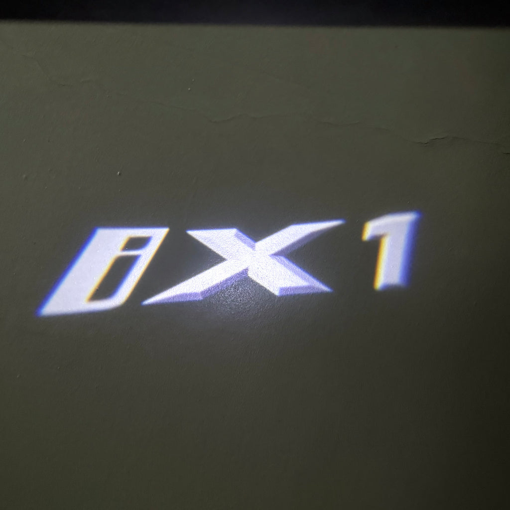 ÉCLAIRAGE DE PROJECTEUR BMW M3 LOGO Nr.24 (quantité 1 = 1 jeux / 2 feux de porte)