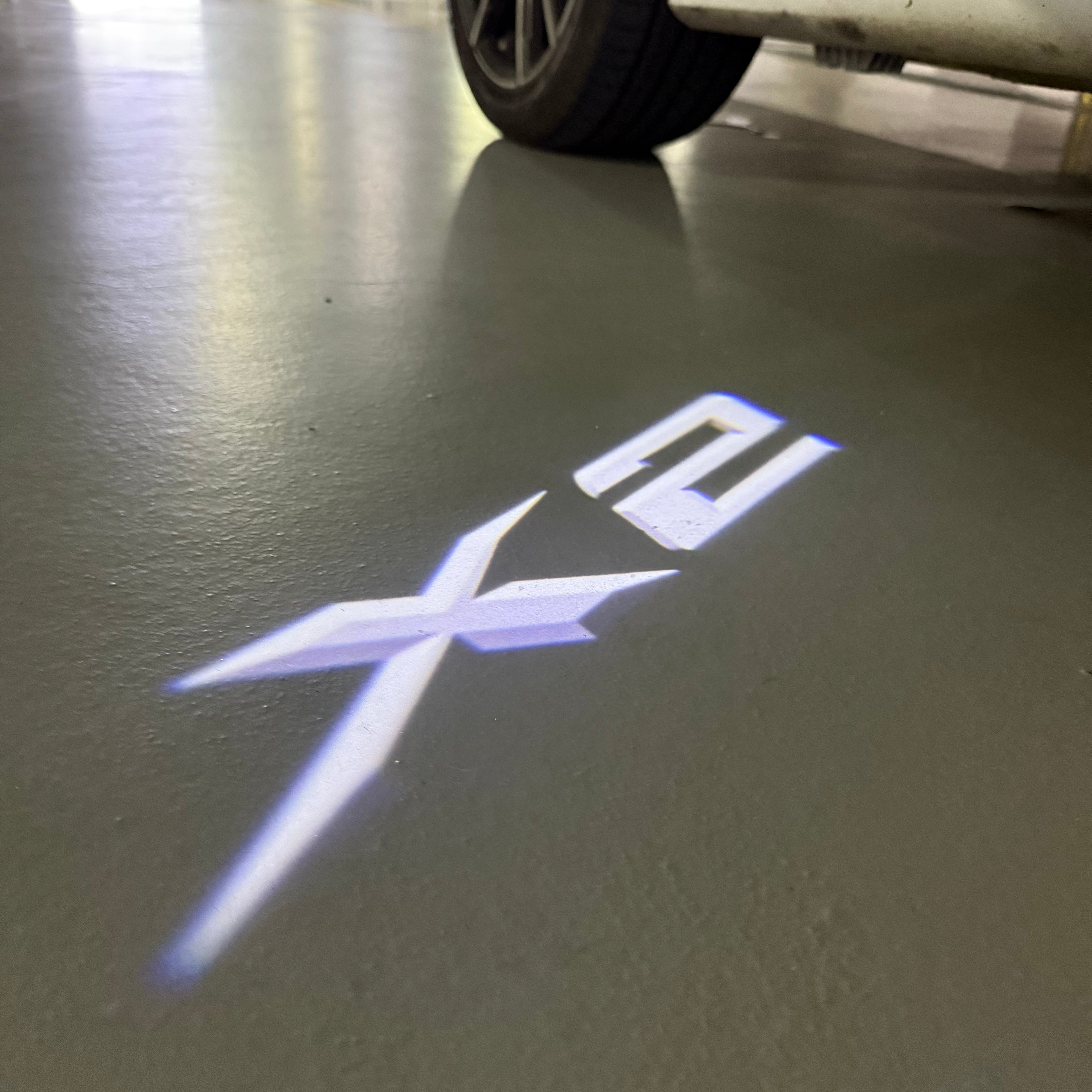 LUCES DE PROYECTOR DEL LOGOTIPO BMW M3 Nr.24 (cantidad 1 = 1 juegos / 2 luces de puerta)
