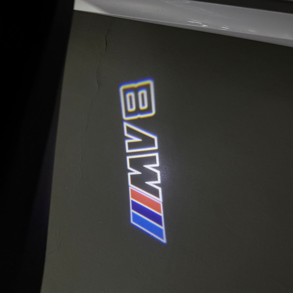 ÉCLAIRAGE DE PROJECTEUR BMW M3 LOGO Nr.24 (quantité 1 = 1 jeux / 2 feux de porte)
