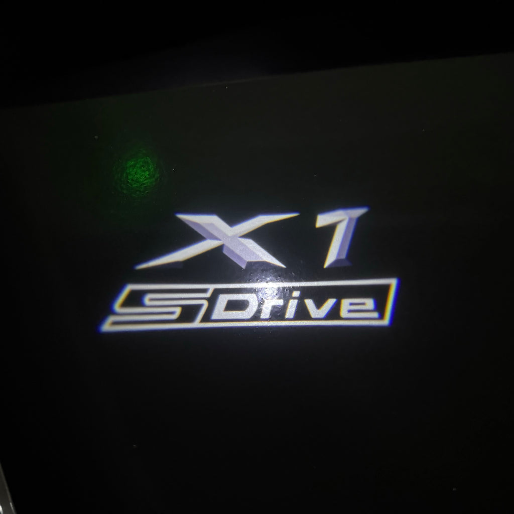 ÉCLAIRAGE DE PROJECTEUR BMW M3 LOGO Nr.24 (quantité 1 = 1 jeux / 2 feux de porte)
