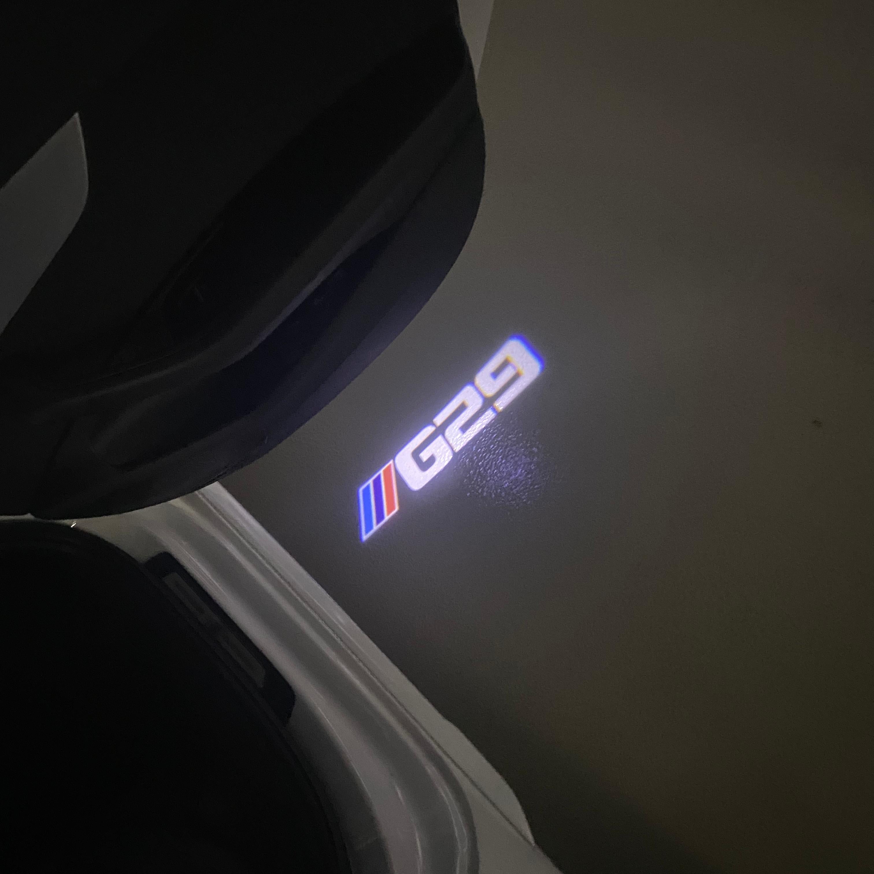 LUCES DE PROYECTOR DEL LOGOTIPO BMW M3 Nr.24 (cantidad 1 = 1 juegos / 2 luces de puerta)