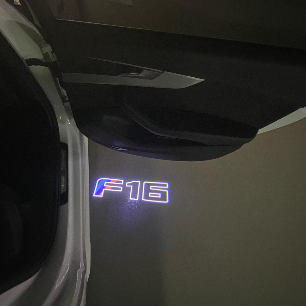 LUCES DE PROYECTOR DEL LOGOTIPO BMW M3 Nr.24 (cantidad 1 = 1 juegos / 2 luces de puerta)