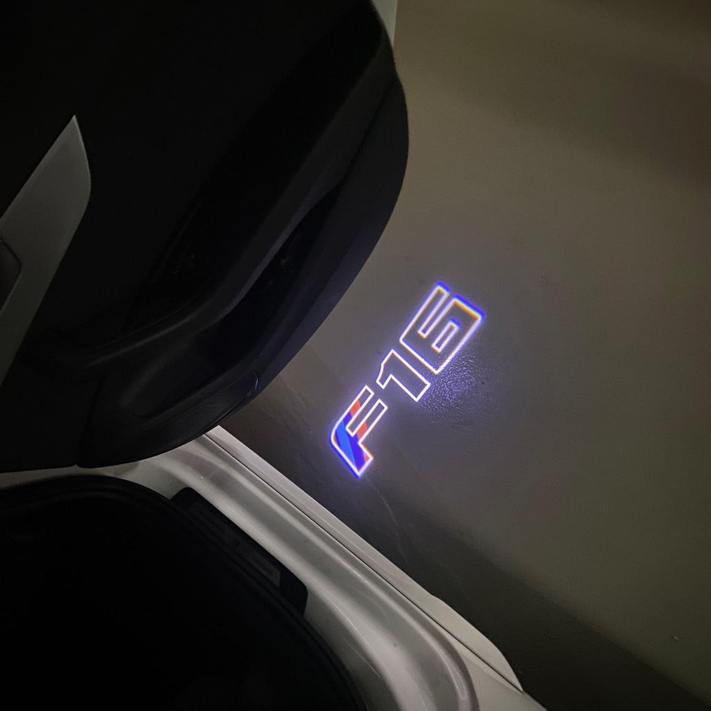 LUCES DE PROYECTOR DEL LOGOTIPO BMW M3 Nr.24 (cantidad 1 = 1 juegos / 2 luces de puerta)