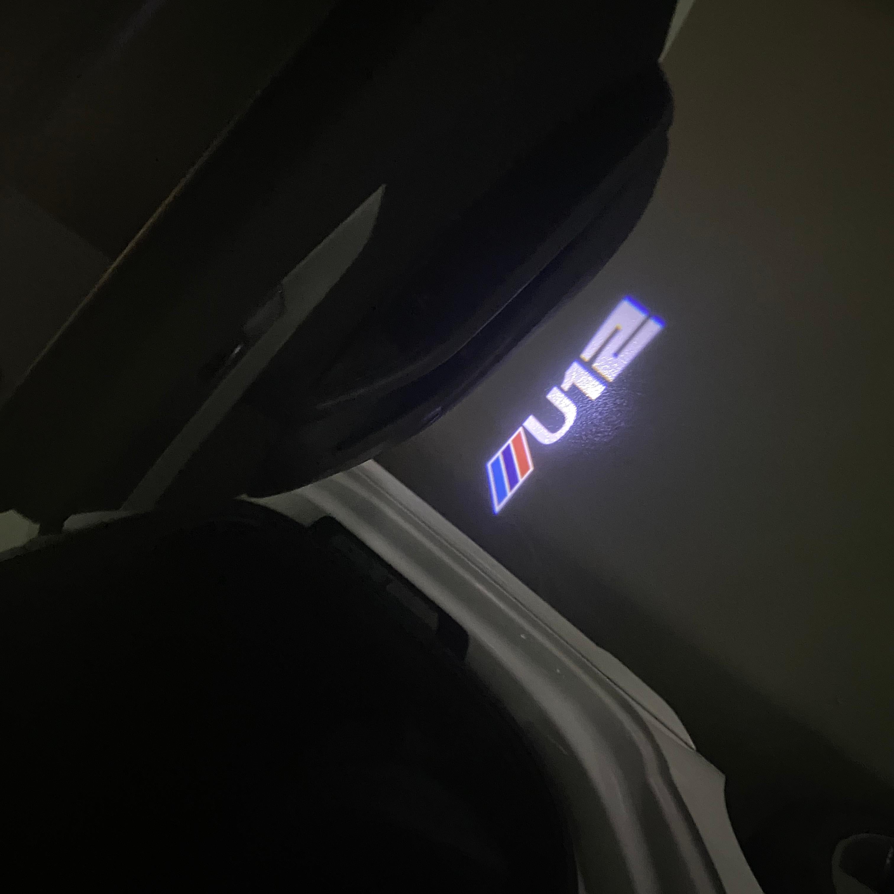 LUCES DE PROYECTOR DEL LOGOTIPO BMW M3 Nr.24 (cantidad 1 = 1 juegos / 2 luces de puerta)