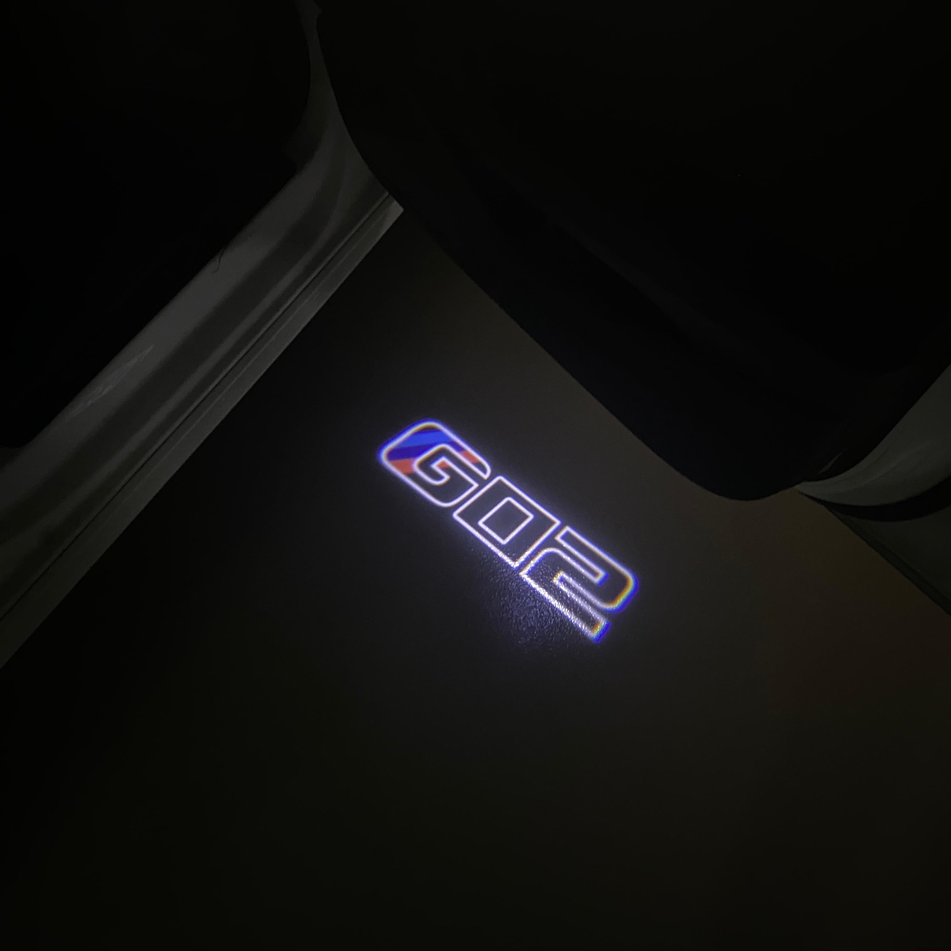 BMW M3 LOGO PROJECTOT LIGHTS Nr.24 (Menge 1 = 1 Sets/2 Türleuchten)