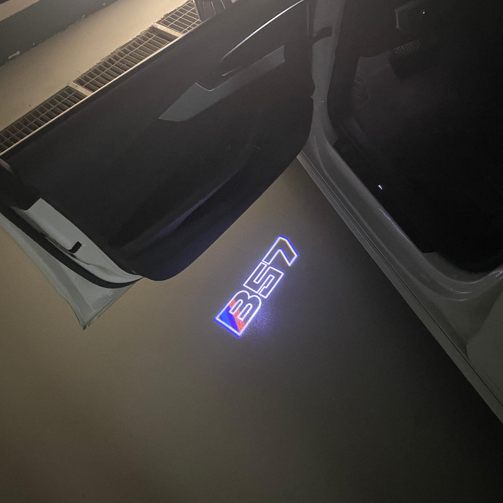 LUCES DE PROYECTOR DEL LOGOTIPO BMW M3 Nr.24 (cantidad 1 = 1 juegos / 2 luces de puerta)