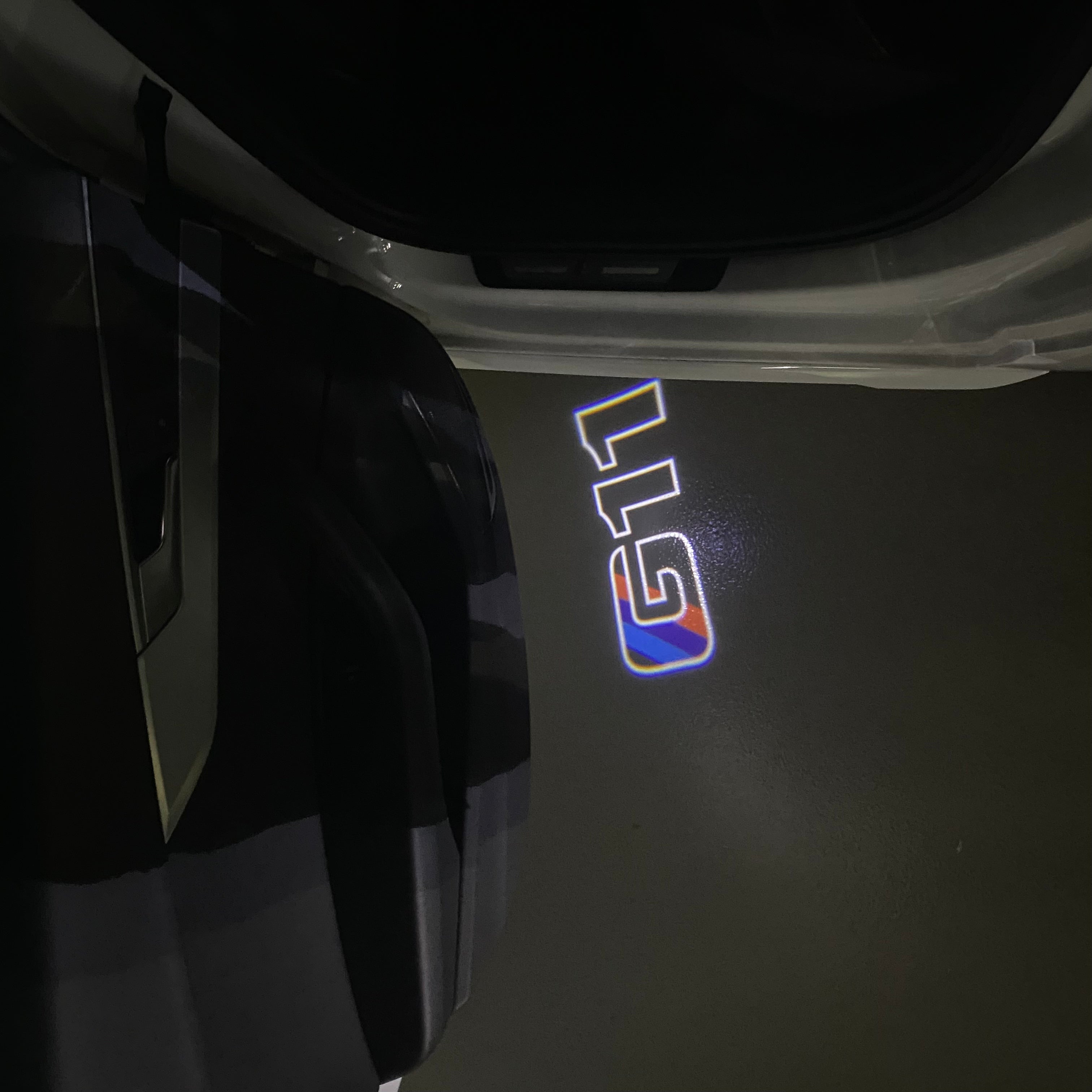LUCES DE PROYECTOR DEL LOGOTIPO BMW M3 Nr.24 (cantidad 1 = 1 juegos / 2 luces de puerta)