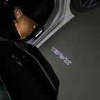 ÉCLAIRAGE DE PROJECTEUR BMW M3 LOGO Nr.24 (quantité 1 = 1 jeux / 2 feux de porte)