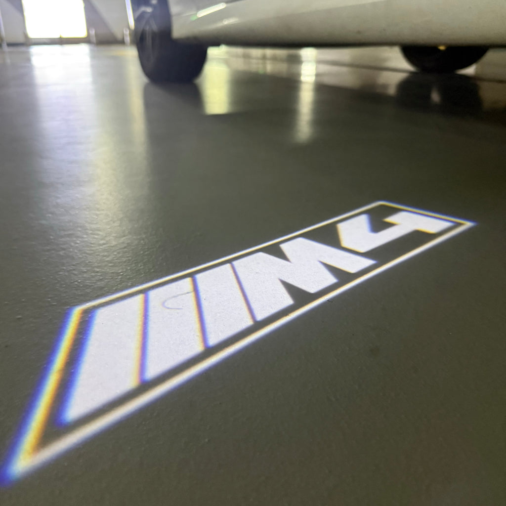 ÉCLAIRAGE DE PROJECTEUR BMW M3 LOGO Nr.24 (quantité 1 = 1 jeux / 2 feux de porte)