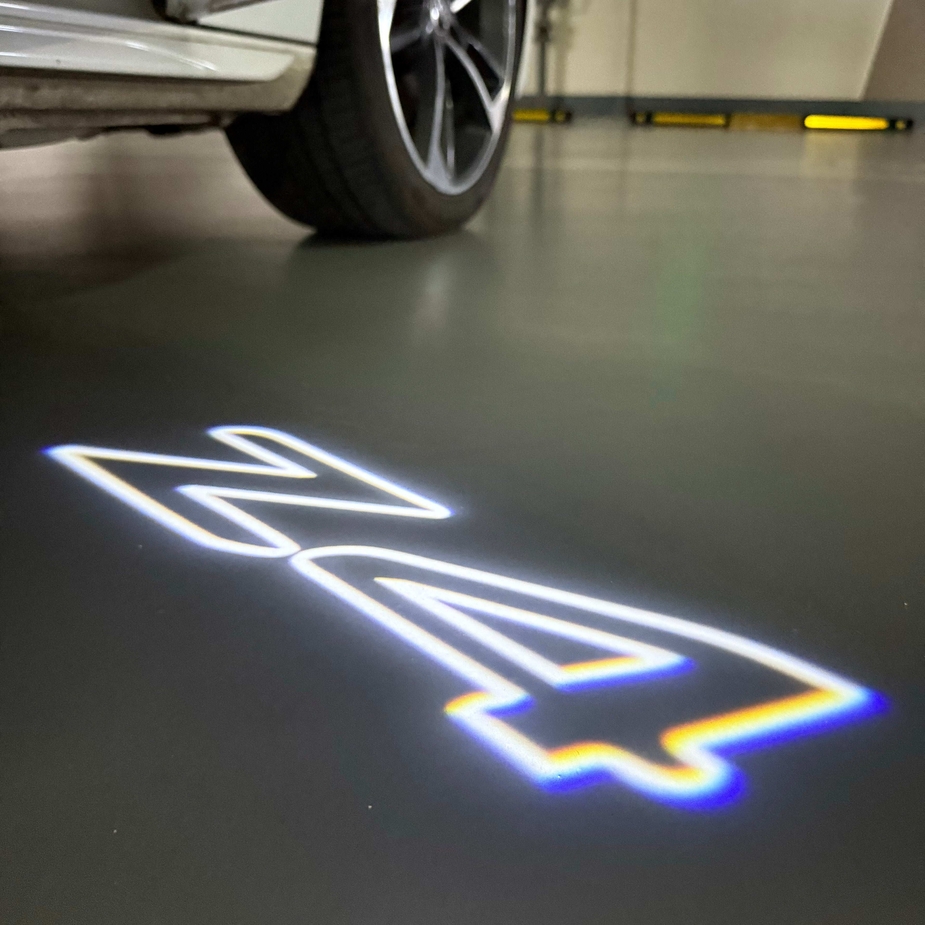 LUCES DE PROYECTOR DEL LOGOTIPO BMW M3 Nr.24 (cantidad 1 = 1 juegos / 2 luces de puerta)