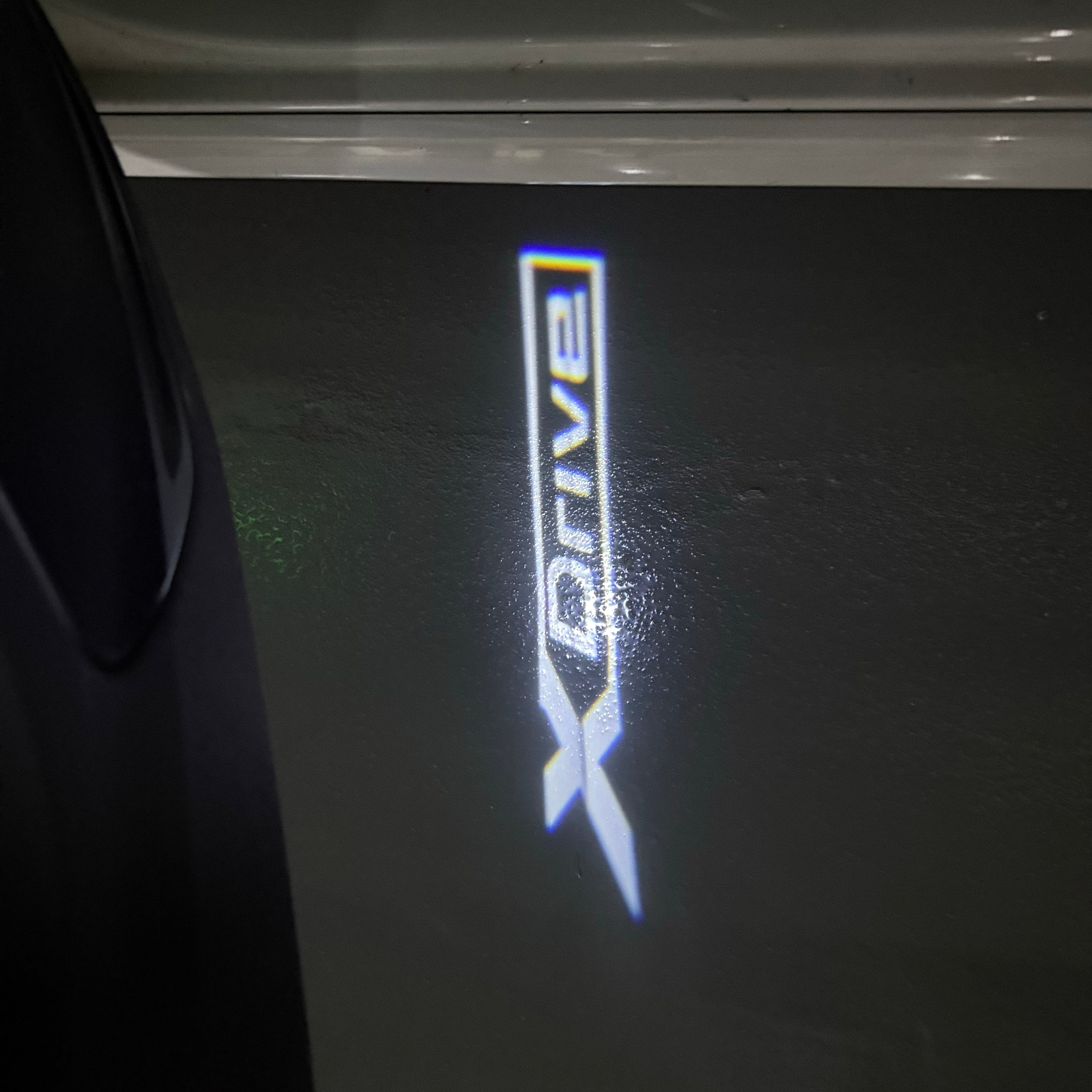 LUCES DE PROYECTOR DEL LOGOTIPO BMW M3 Nr.24 (cantidad 1 = 1 juegos / 2 luces de puerta)