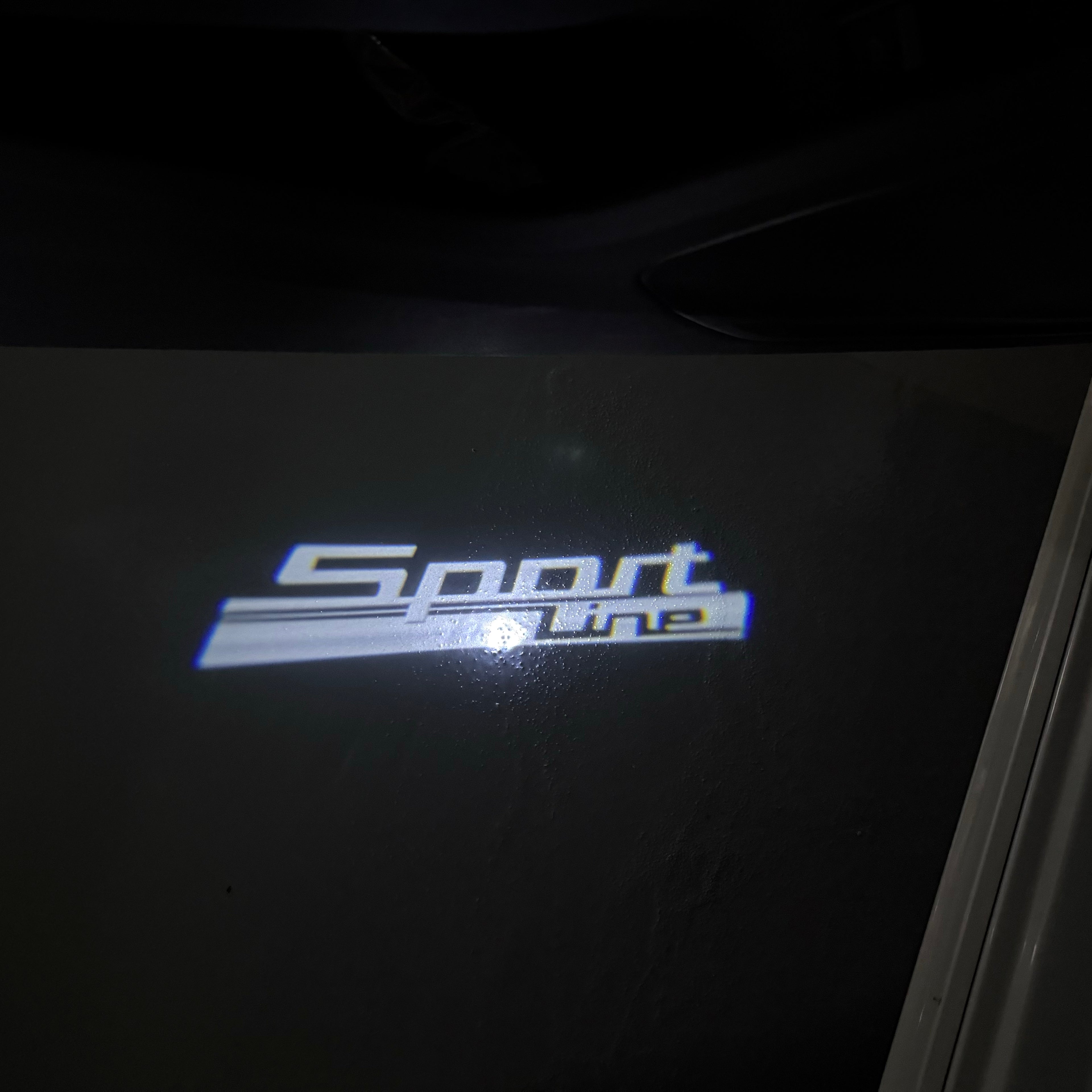 LUCES DE PROYECTOR DEL LOGOTIPO BMW M3 Nr.24 (cantidad 1 = 1 juegos / 2 luces de puerta)