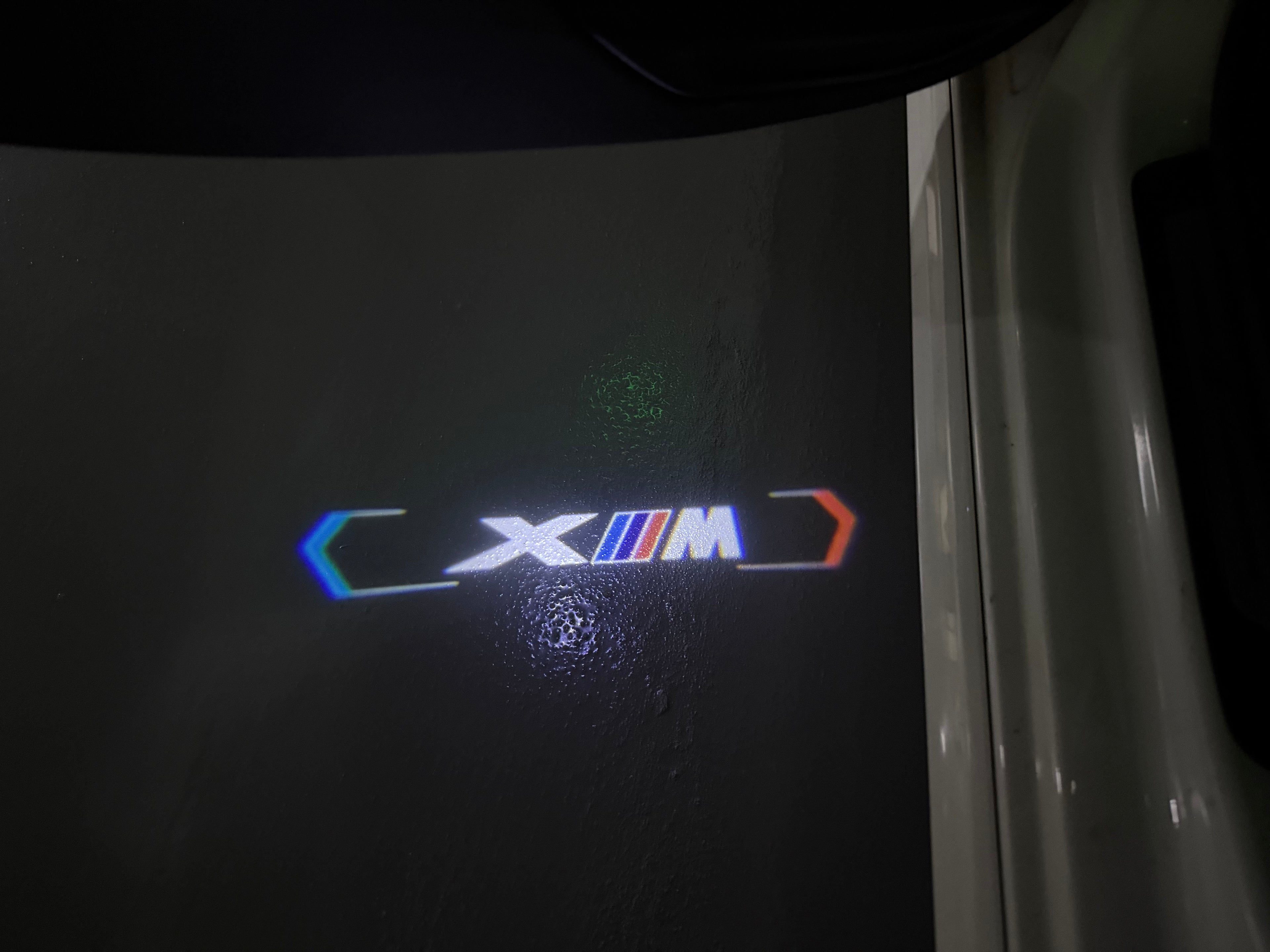 LUCES DE PROYECTOR DEL LOGOTIPO BMW M3 Nr.24 (cantidad 1 = 1 juegos / 2 luces de puerta)