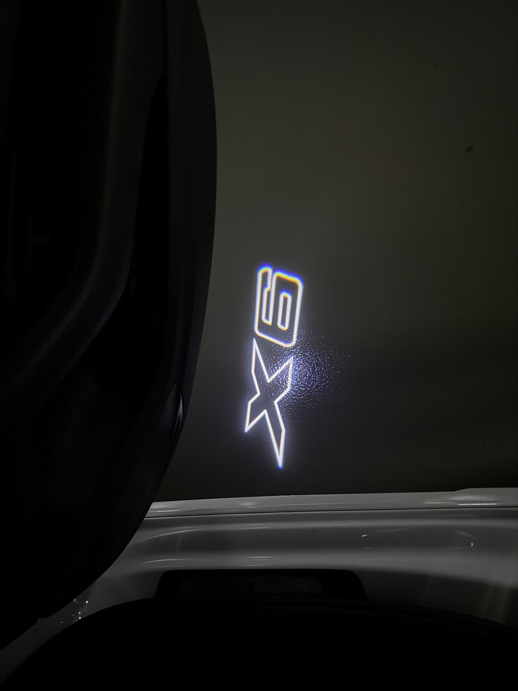 ÉCLAIRAGE DE PROJECTEUR BMW M3 LOGO Nr.24 (quantité 1 = 1 jeux / 2 feux de porte)