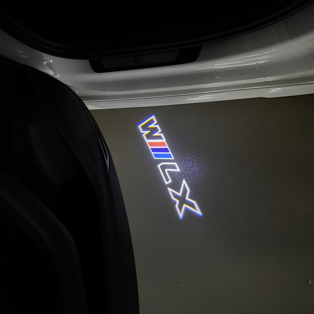 ÉCLAIRAGE DE PROJECTEUR BMW M3 LOGO Nr.24 (quantité 1 = 1 jeux / 2 feux de porte)